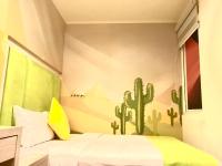 Double Room with window facing corridor