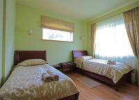 Doppel- oder Zweibettzimmer