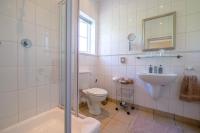 Queen Room with Garden View