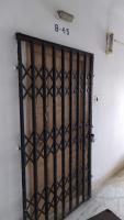 Apartment Santana 5 with Lift, AC, Aqua Guard, W machine and Garage - Chambres d'hôtes Calcutta