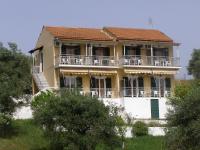 Evridiki Apartments - Chambres d’hôtes Mesongí
