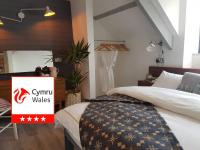 Hayloft Cottage - Ferienwohnung Narberth