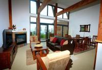B&B Ucluelet - Large & Luxurious Oceanview Villa - Pacific Rim Retreat - Bed and Breakfast Ucluelet