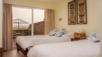 Triple Room with Terrace