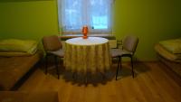 Dreibettzimmer mit Gemeinschaftsbad