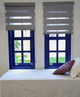 Tweepersoonskamer met 2 Aparte Bedden en Douche