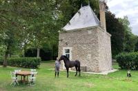Romantic anciens cottage in a beautiful park - B&B