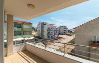 Apartments Stjepan with Balcony, Novalja - Chambres d'hôtes Novalja
