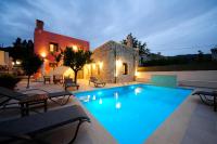 Hawk Villa, Timeless Village Escape with Pool, By ThinkVilla - Ferienwohnung Yerakárion