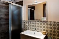 Doppelzimmer mit Balkon (2 Erwachsene + 1 Kind)