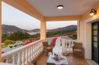 One-Bedroom House - Nefeli