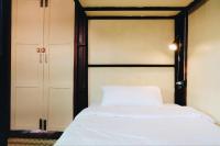 Camera Doppia con Letti Singoli e Bagno in Comune