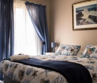 B&B Pretoria - Sarah's Place Guesthouse - Bed and Breakfast Pretoria