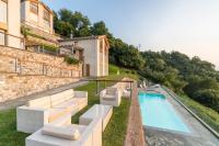 B&B Bellano - beautiful poolside and stunning lake view Gardenia - Bed and Breakfast Bellano