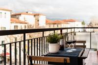 Hostly - Light and Wood near the Tower - 100sqm, 6 pax, 2 Bedrooms, AC, Town Center - Chambres d'hôtes Pise