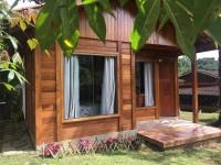 Pedacinho de Chão Chalés - Bed and Breakfast