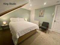 Studio met Kingsize Bed