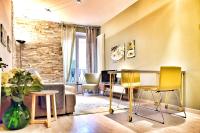 Street View - B&B
