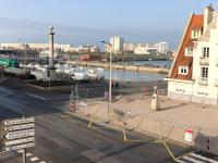 Chambres privées Calais Ferry-Port-Place d'armes - B&B Calais