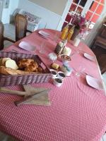Chez Celine et Philippe chambre Marie dans propriété de charme avec piscine - B&B Le Fossat