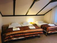 Camera Tripla Deluxe 