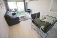 B&B Castelldefels - Family Deluxe Apartment Beach - Bed and Breakfast Castelldefels