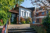 Castle Properties: The Duchess, 3 Bed Family cottage - B&B Windsor