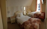 Twin Room with Private Bathroom