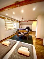 Studio mit Kingsize-Bett und Schlafsofa