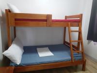 Basic Triple Room with Shared Bathroom