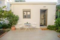 Antigonis Garden House - B&B