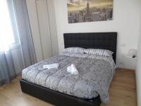 Zimmer mit Kingsize-Bett