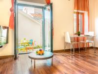 One Bedroom Apartment with Garden View