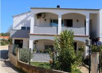 Apartment Flowers - Chambres d’hôtes Bibinje