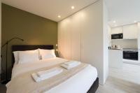 B&B Porto - LovelyStay - Modern Loft with Gym & Free Parking minutes away from CBD - Bed and Breakfast Porto