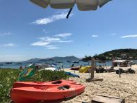 Villa das Flores - aptos 2 e 9 - Bed and Breakfast Pinheira