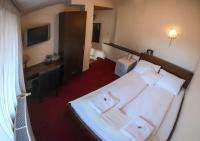 Double Room 5