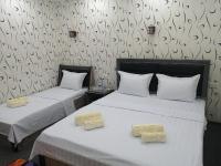 Comfort Dreibettzimmer mit Dusche