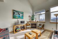 Cydney Ln 61C - B&B