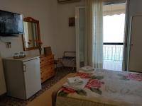 Camera Matrimoniale con Balcone e Vista Mare