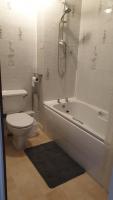 Driepersoonskamer met Badkamer