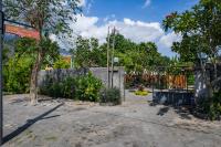 Van Santri Homestay Pemuteran - B&B