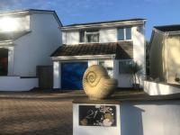 Beach Road- short walk to Charlestown, Carlyon Bay & coastal paths- dog friendly - B&B