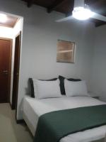 Suite Lit Queen-Size – Vue sur Mer