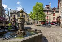 Grande maison dans la cité médiévale de Besse - B&B Besse-et-Saint-Anastaise