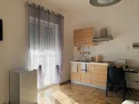 Camera Matrimoniale con Balcone (2 Adulti + 1 Bambino)