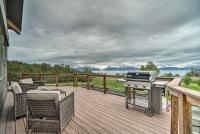 Home with Kachemak Bay View - 5 Miles to Downtown! - B&B