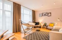 B&B Riga - Central 2-level Penthouse with Terrace and free parking - Bed and Breakfast Riga