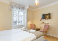 Standard Double Room with Shared Bathroom