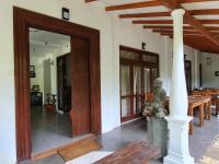Lohas Beach Villa - B&B Kalutara